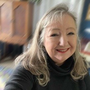 Meet your Posher, Posh